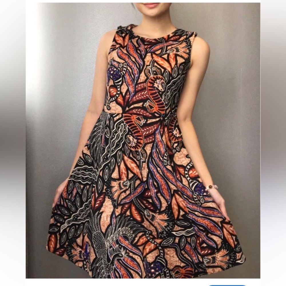 H&M Batik Black & Orange  Fit and Flare Dress  Back Cut Out   Size Large